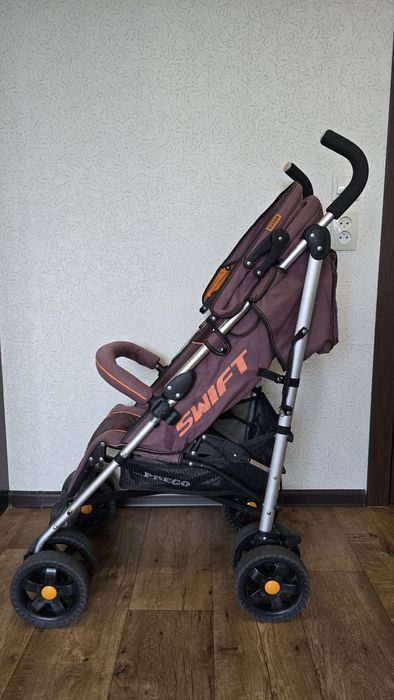 Прогулочная коляска трость