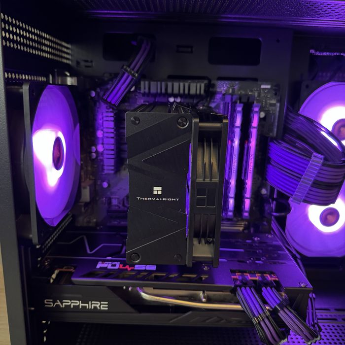 ЛИЗИНГ! Геймърски компютър Ryzen 5 / RX 5700 XT / 16GB RAM / SSD