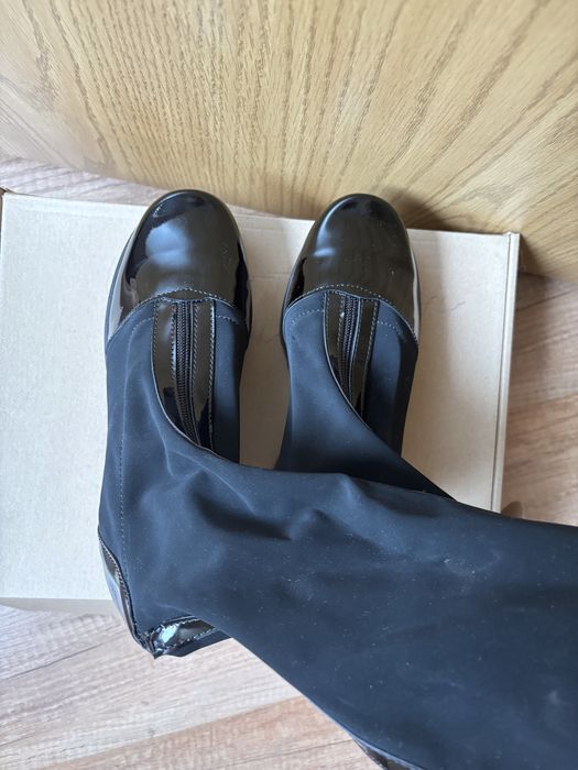 Нови черни ботуши, номер 37,5-38