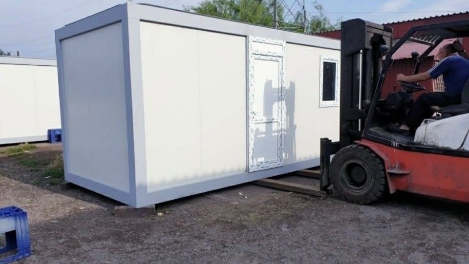 Vând containere modulare