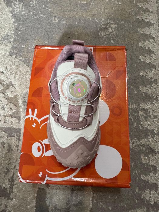 Кроссовки детские