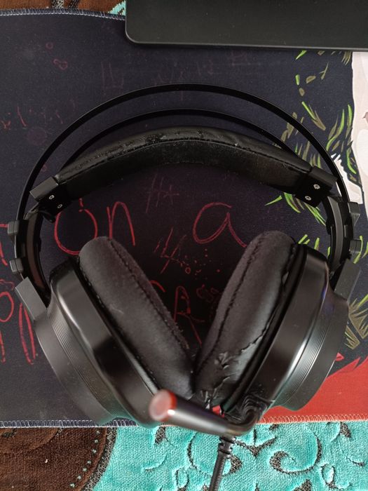 Продаю наушники с микрофоном A4Tech Bloody G528C