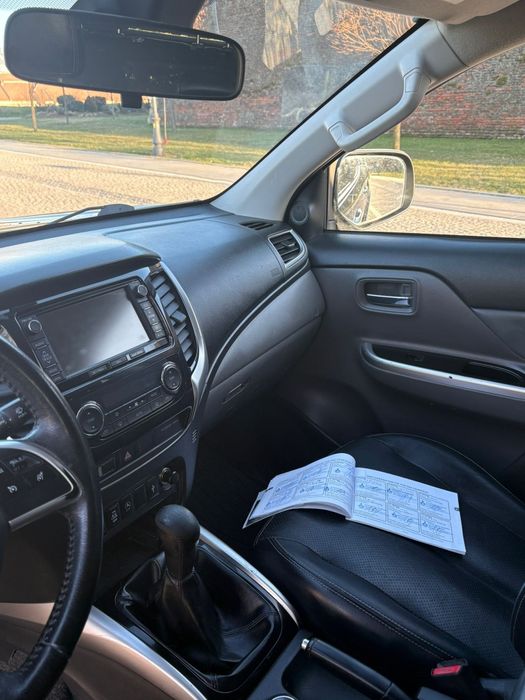 Mitsubishi L200  Garanție 12 luni 2017