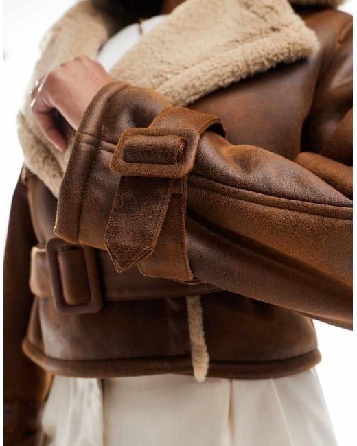 Дубленка BERSHKA