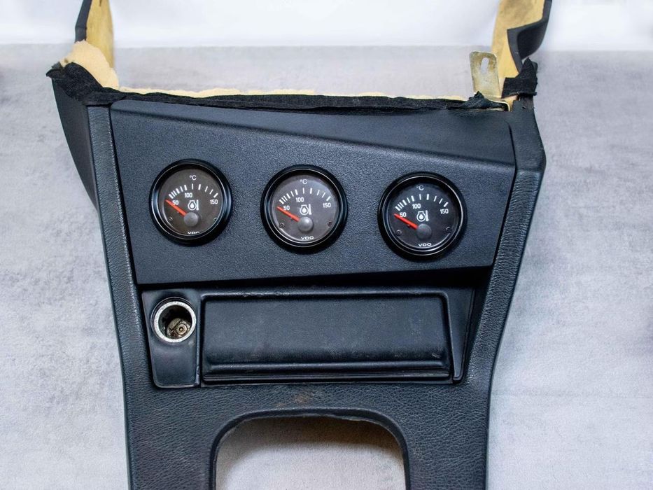 Diverse piese BMW E30.. ursuleț