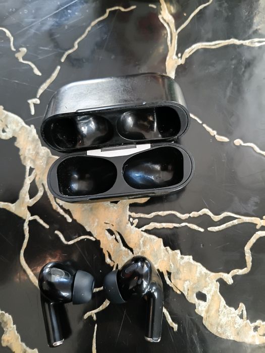 наушники в хорошем состоянии