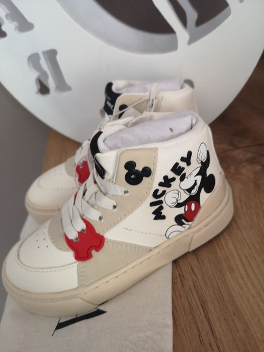 Бели кецове маратонки Мики Маус Зара 24 номер