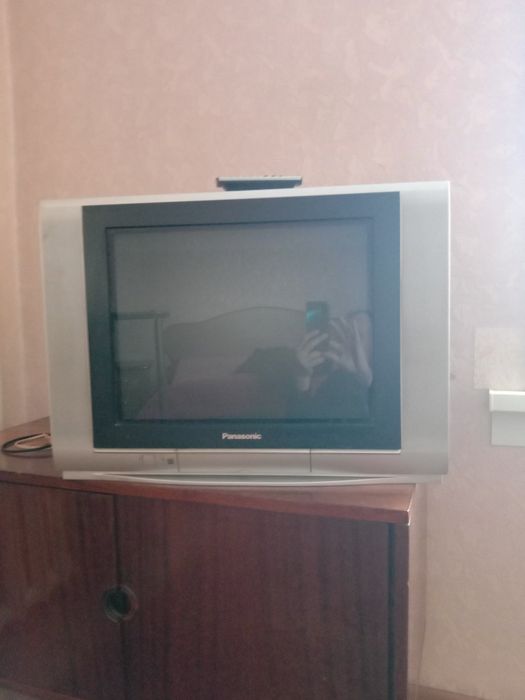 Продам рабочий телевизор