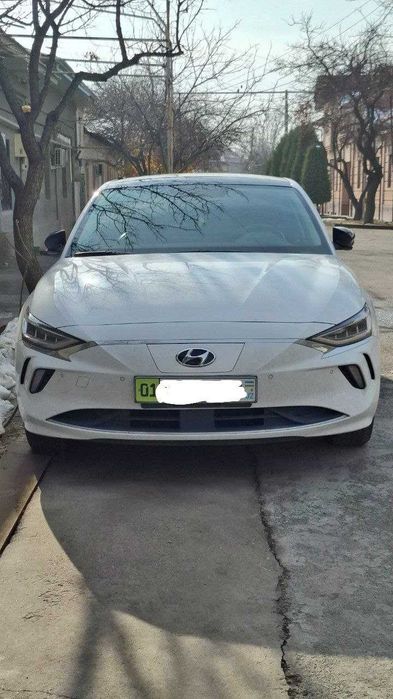 HYUNDAI  LAFESTA электромобиль 2021 год, цена 17 900.