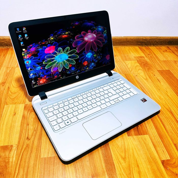 Laptop HP AMD A8-6410, 15.6”, 1TB/1000GB, Video DEDICAT, DVD-RW