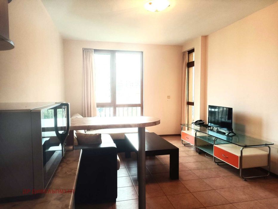 Дава се под наем Тристаен апартамент в к.к. Слънчев бряг - 101 кв.м за 307 € - Снимка #5