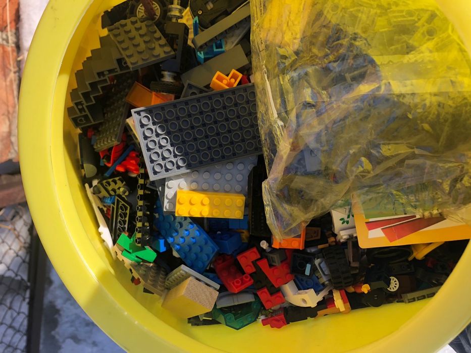 Продам Lego россыпью