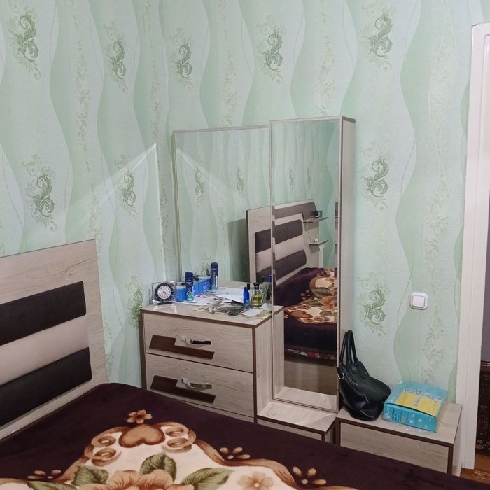 Продам спальный, стенка, трюмо