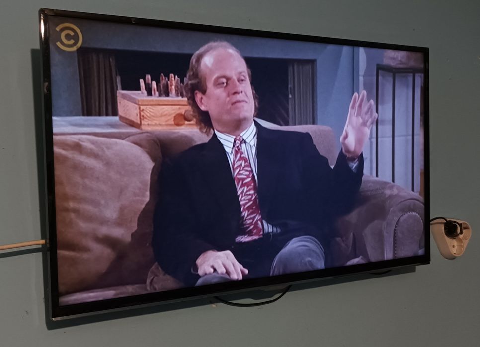 Led Tv Samsung diagonala de 80 cm.