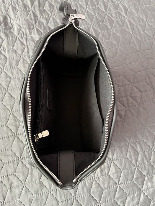 Louis Vuitton чанта