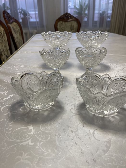 Продам хрустальные конфетницы