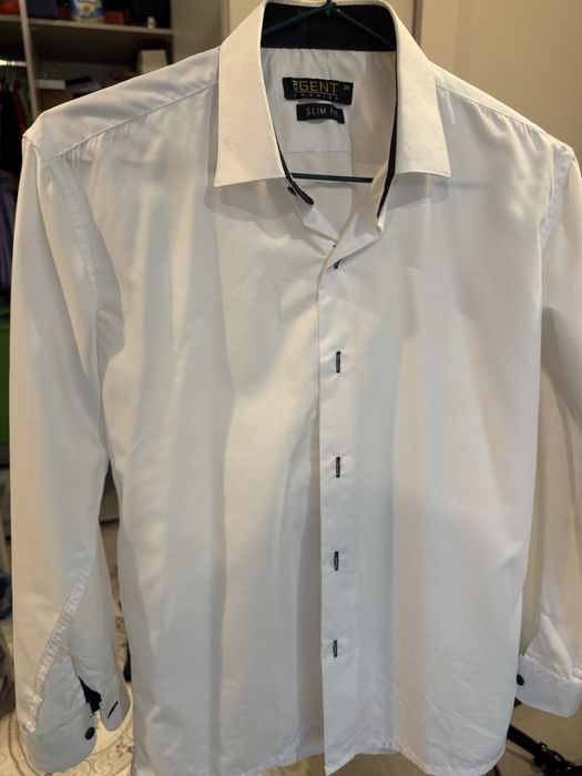 Продам школьную одежду все за 5000