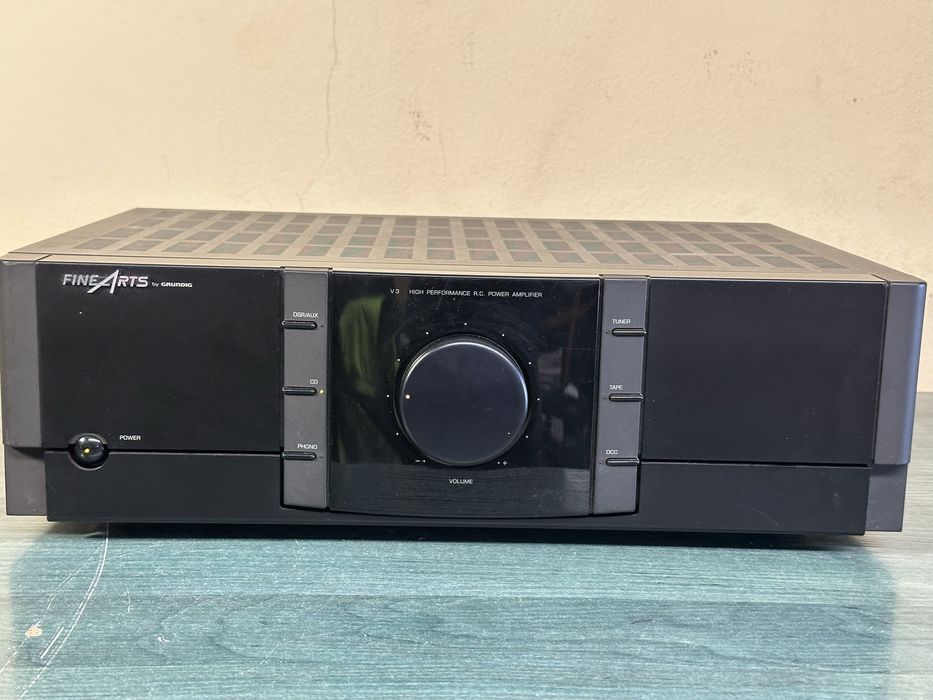 Grundig Fine Arts V3 - Мощен аудиофилски стерео усилвател
