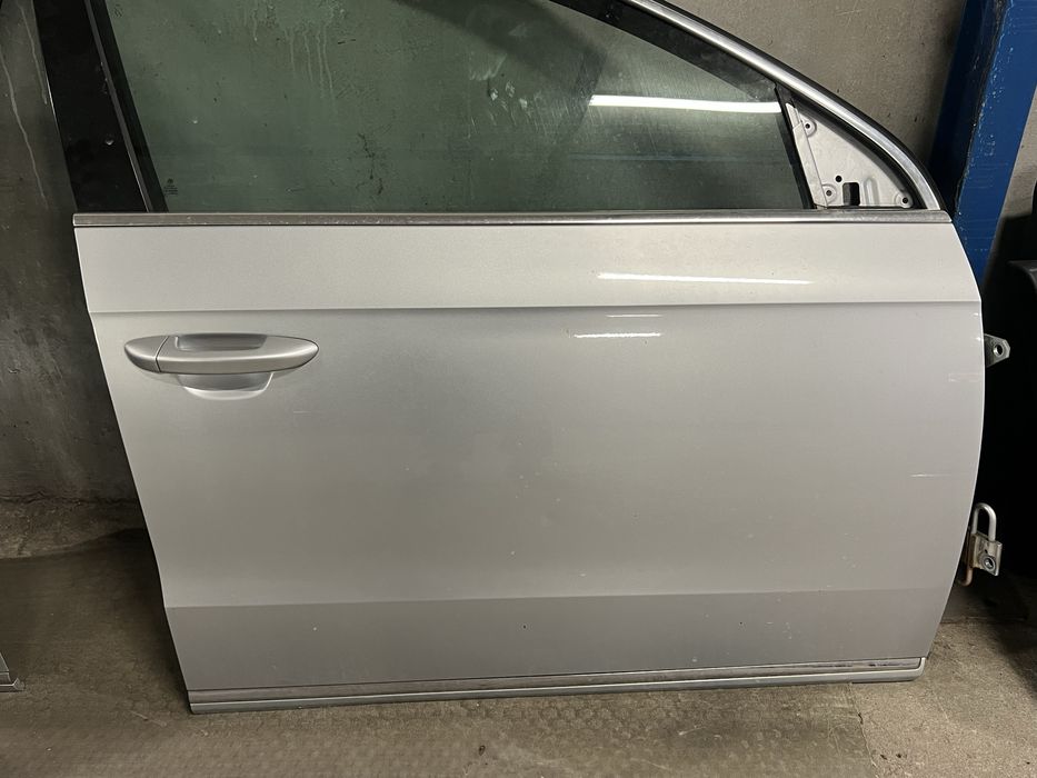 Врати за VW Passat B7 LA7W