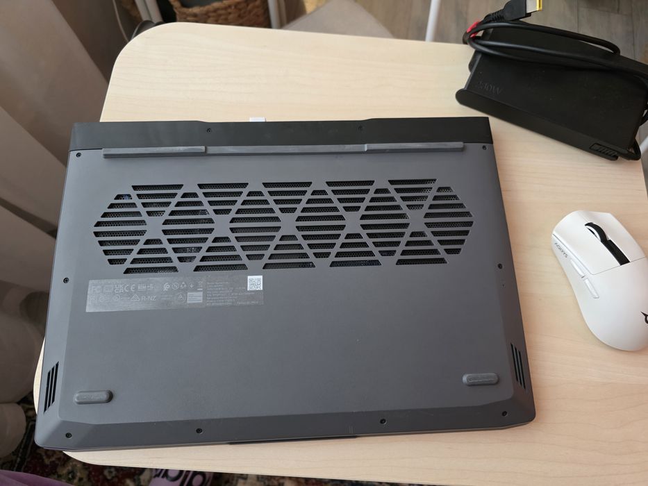 Laptop gaming Lenovo LOQ 15APH8 RTX 4060