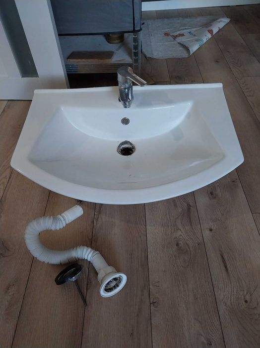 Chiuveta baie cu baterie + mască bonus