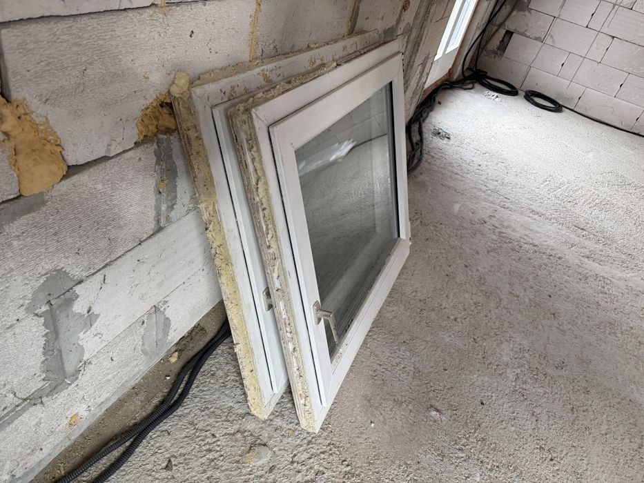 Ferestre PVC / Geamuri termopan, folosite