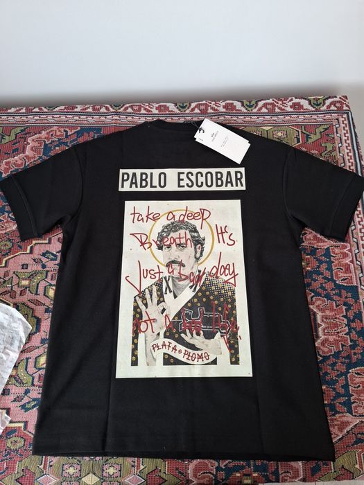 Tricou cu imprimeu Pablo Escobar