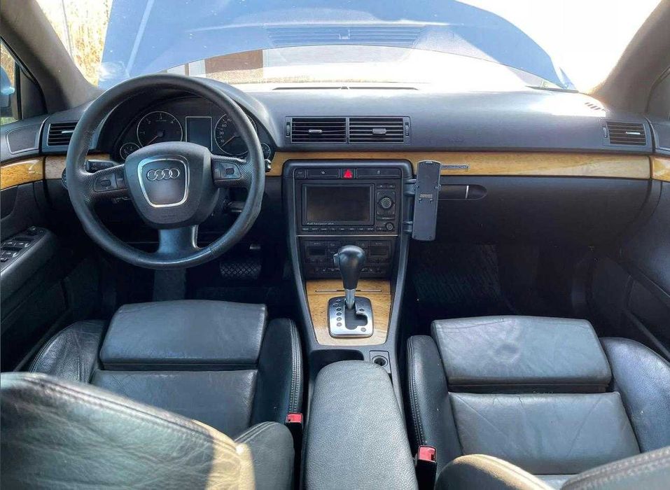 capota Audi A4 B7 motor3.0 diesel ,2.5 diesel