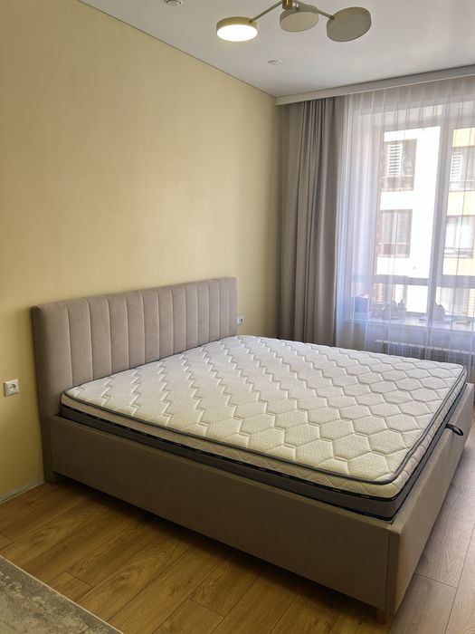 Продается кровать 2.00*2.00