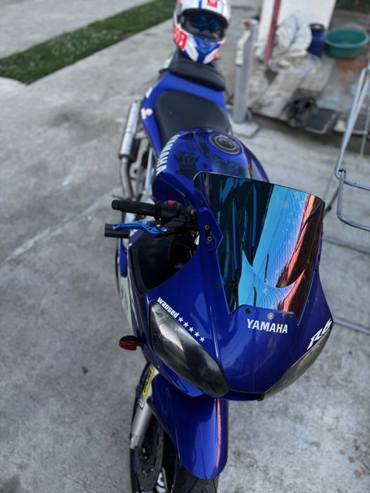 Vand motocicleta r6 A2
