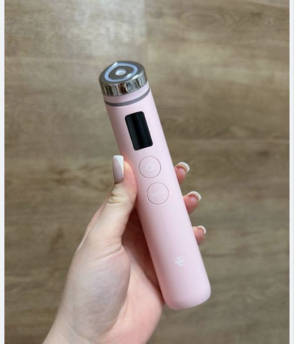 Продам новый Medicube Booster