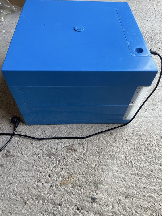 Incubator Automat cu 2 etaje