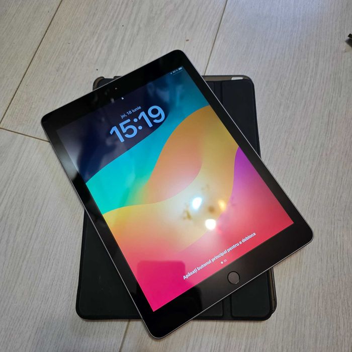 Apple IPad generatia 6 128gb