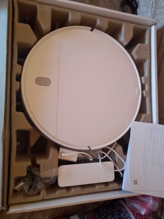 Aspirator Xiaomi Mi robot Vacum Mop Esential