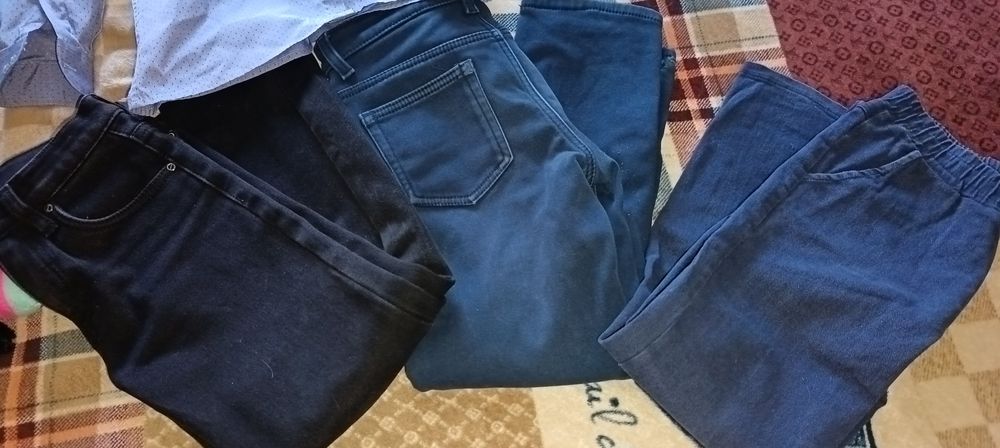 Вещи на мальчика и игрушки