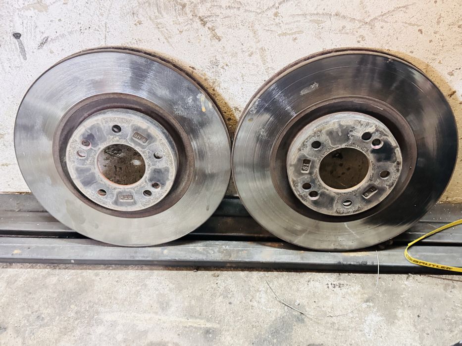 Тормозные диски суппортами