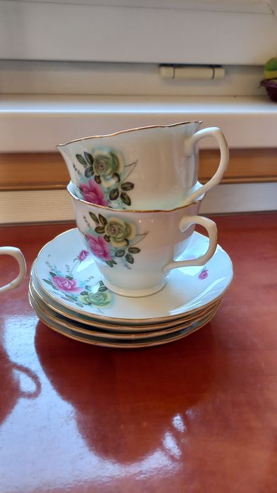 Vad set portelan fin chinezesc  cafea/ceai,4 cesti+4 farfurioare medii