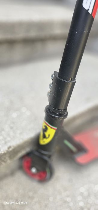 Тротинетка "Ferrari Freestyle"