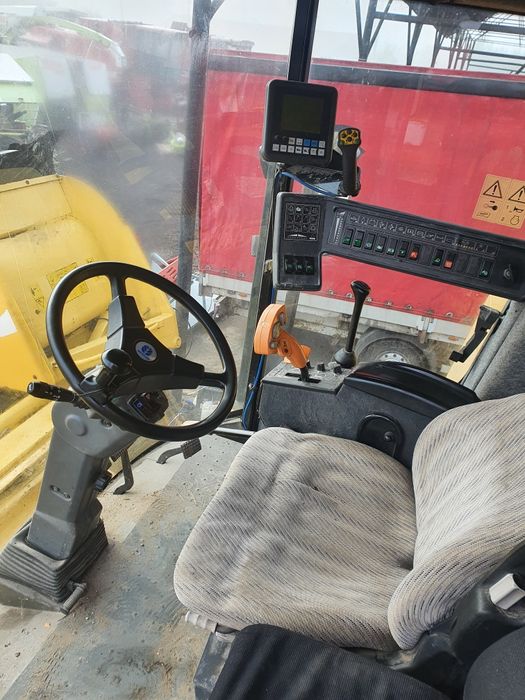 Dezmembram combina New Holland TF76