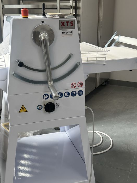 Masina de turat aluat/foietaj XTS ITALIA GP 500 NOUA, GARANTIE