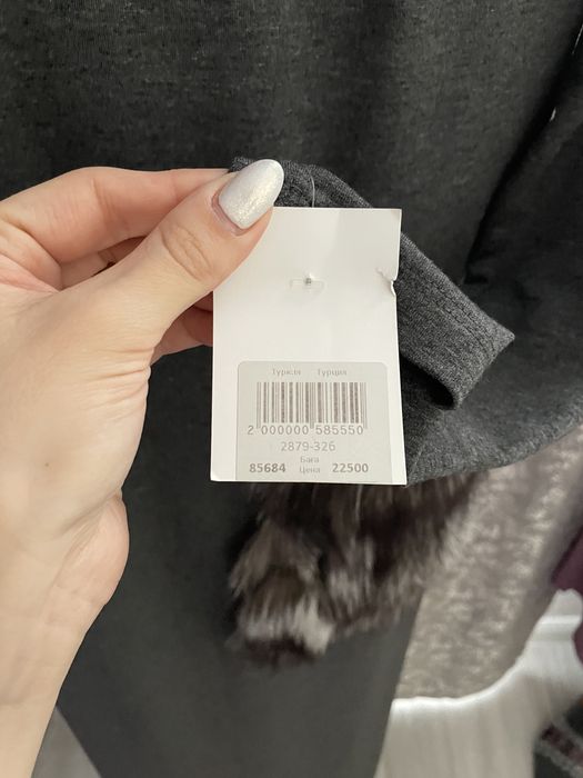 Продам платье новое