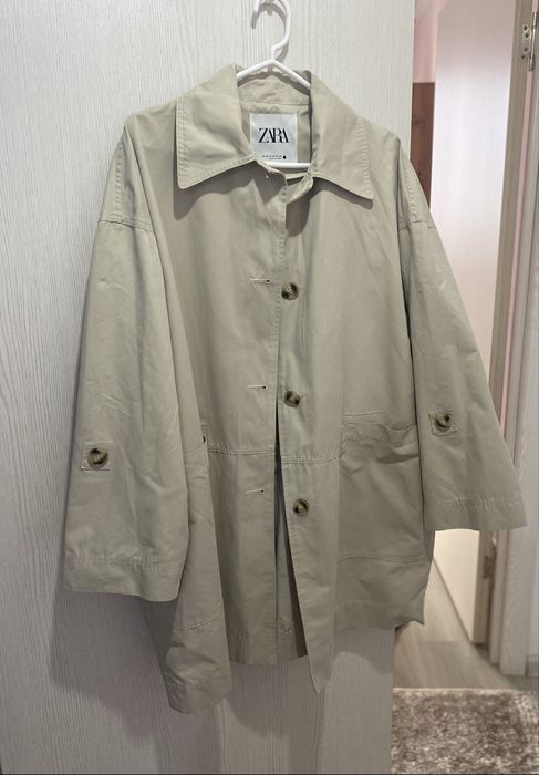 Плащ женский Zara