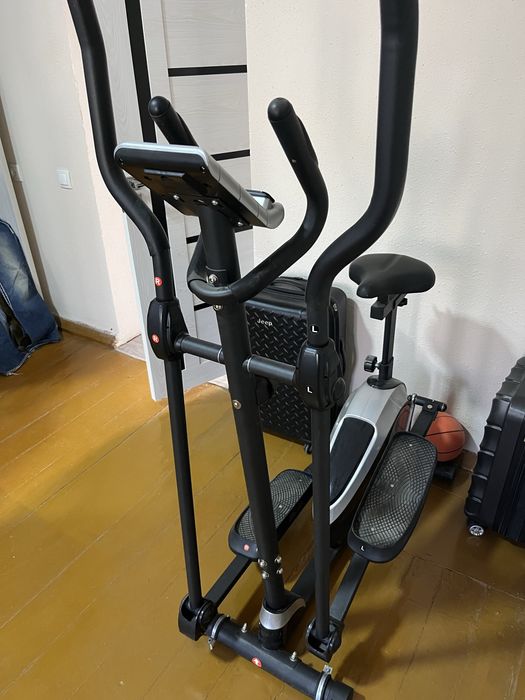 Продам тренажер эллипс