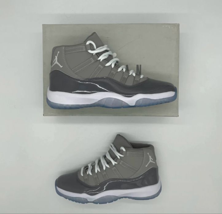 Sneakersi Nike Air Jordan 11 - marimea 43 - noi si premium