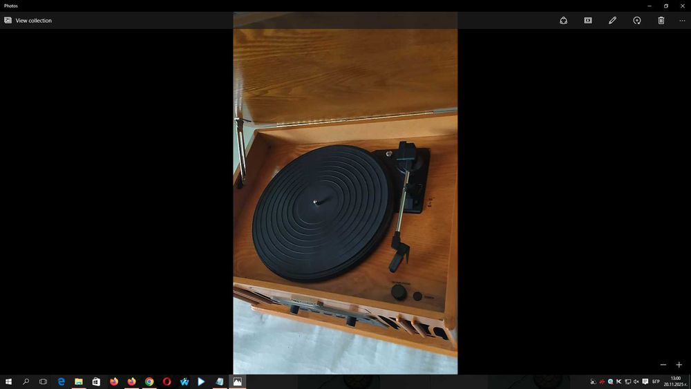 Ретро Грамофон,Касета,СД 3 в едно в отлично състояние от чужбина