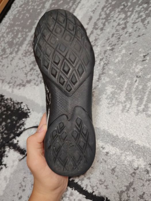 Футболни  бутонки adidas