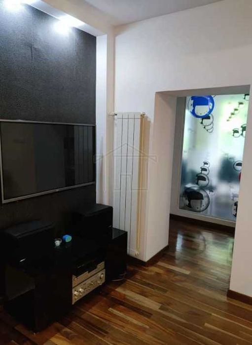 Дава се под наем Двустаен апартамент в Пловдив, Кючук Париж - 58 кв.м за 280.5 € - Снимка #1