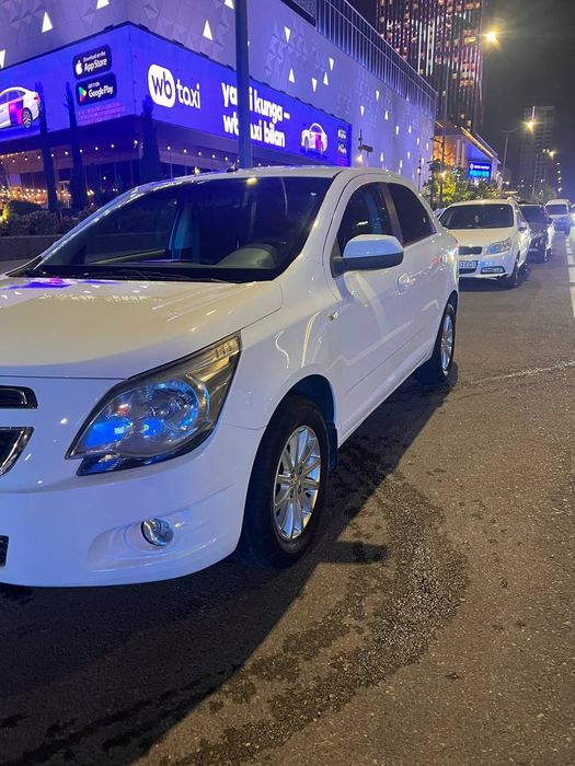 Chevrolet Cobalt 2018 — 4