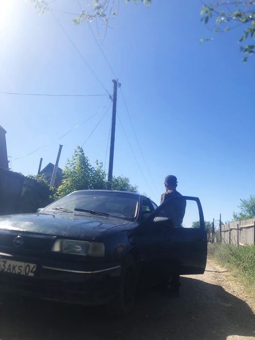 Продам машину опель вектра
