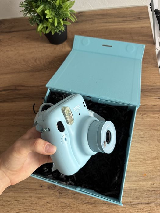 Палароид INSTAX 11 mini